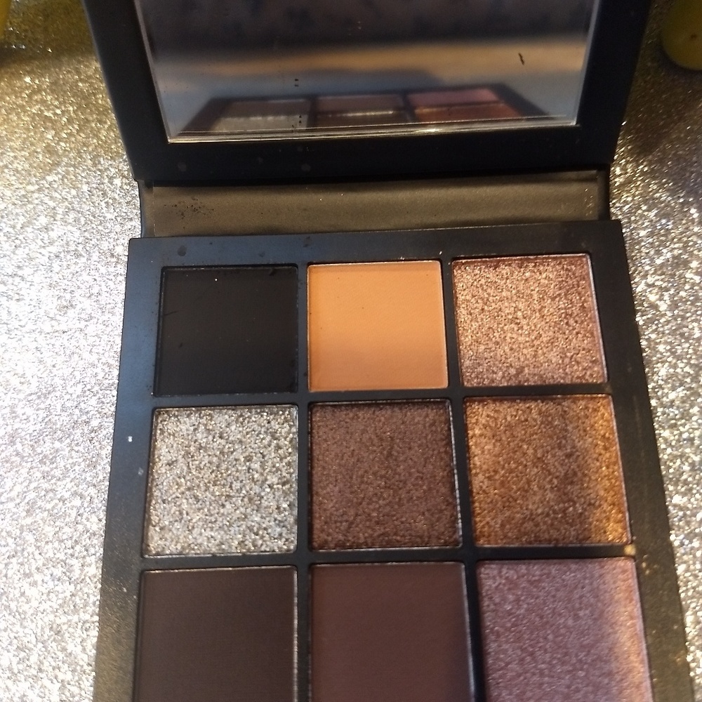 Huda smokey Pallet